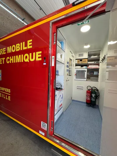 Entretien des installations air – Marins-Pompiers de Marseille, photo 4 sur 7