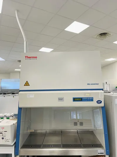 Installation et contrôle d’un poste de sécurité microbiologique, photo 4 sur 4