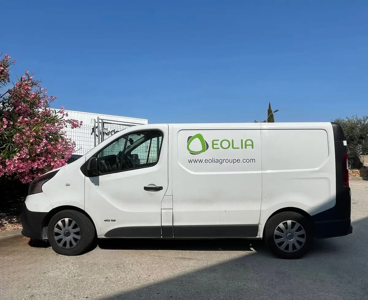 Flocage des véhicules d’Eolia Groupe