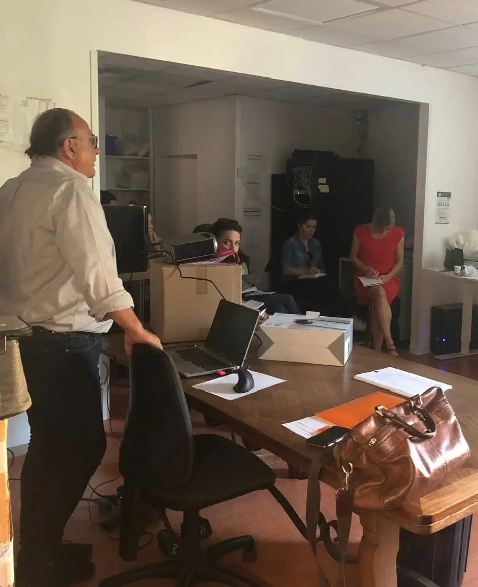 Le directeur scientifique d’EOLIA forme BIOTIC PHOCEA aux bonnes pratiques en salle propre (ZAC)
