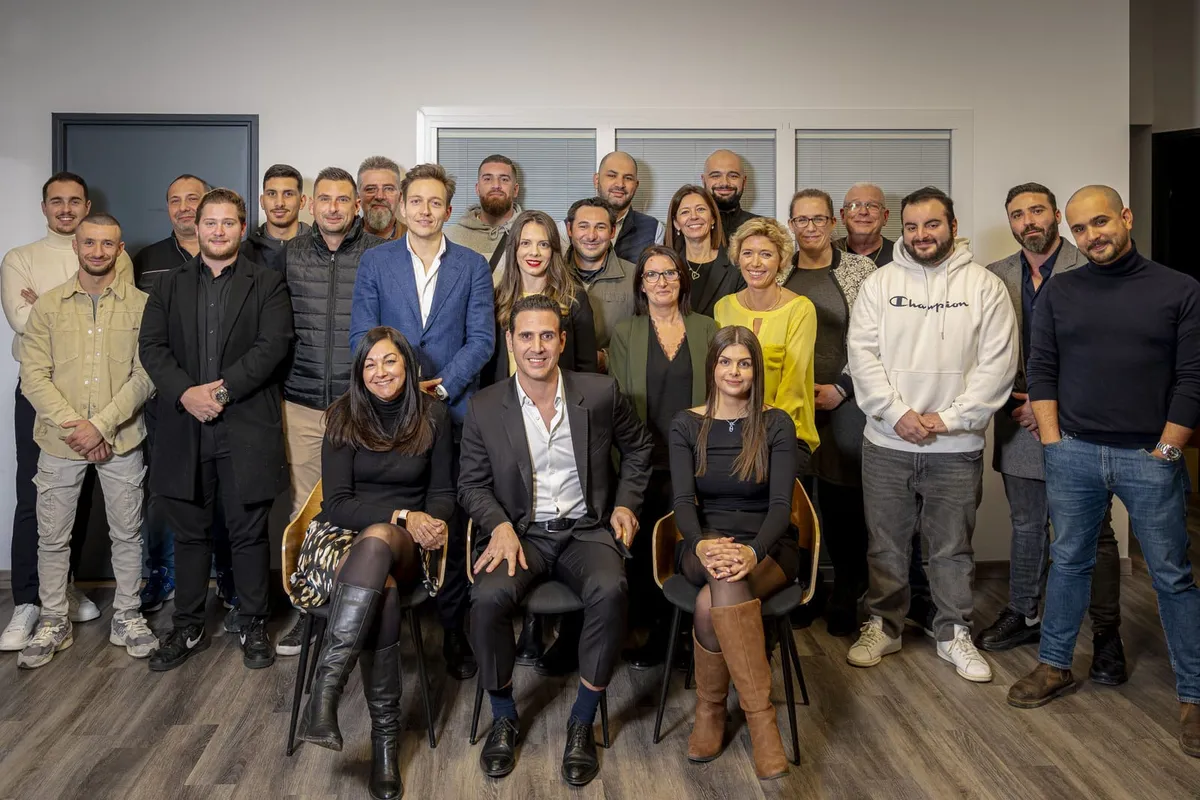 L’équipe d’Eolia Groupe réunie dans les bureaux de La Ciotat
