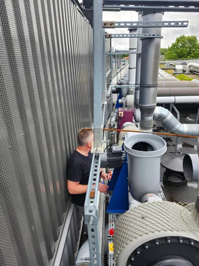 Rénovation et maintenance de sorbonnes de laboratoire : garantir sécurité, conformité et performance, photo 4 sur 4